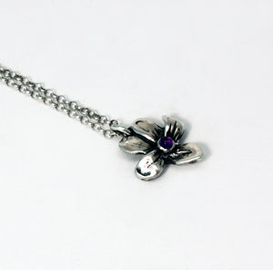 Wood violet sterling silver pendant with amethyst