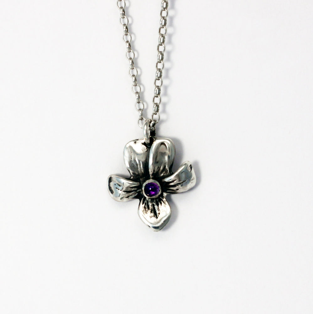 Wood violet sterling silver pendant with amethyst